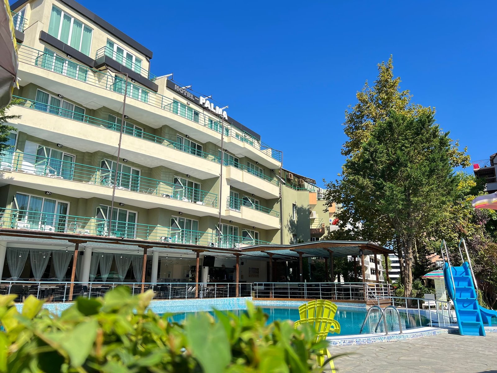 Вход на Хотел Палма