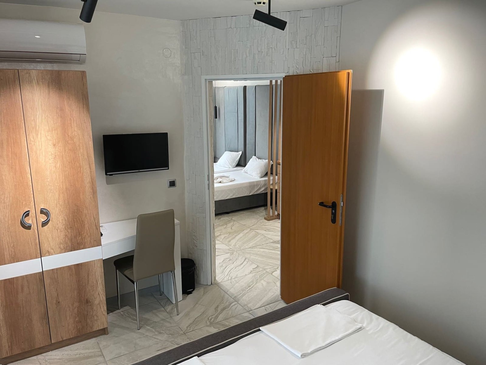 Апартамент 5